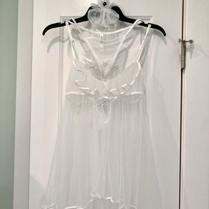 Victoria’s Secret bridal lingerie set